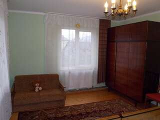 Загородные дома Sadyba Skolivska Skelya Сколе Семейный номер с общей ванной комнатой-2